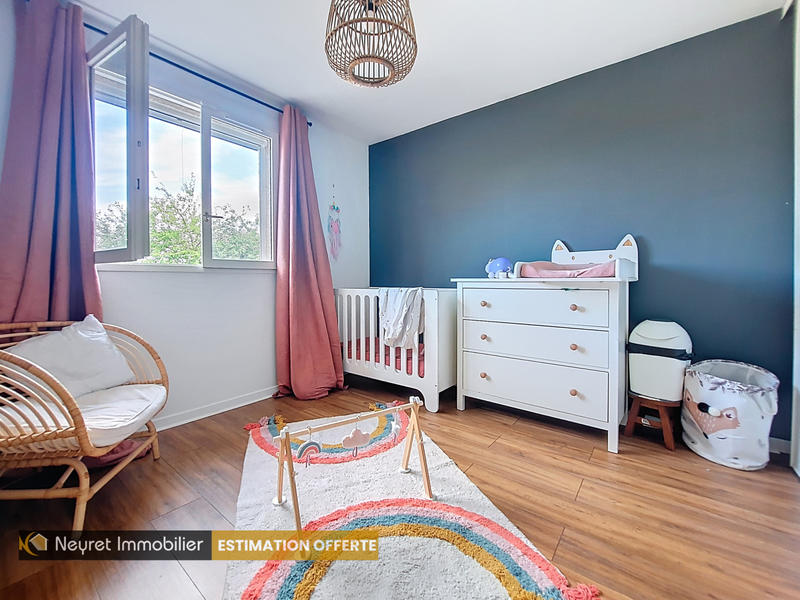 Maison - 145 m² - 7 pièces