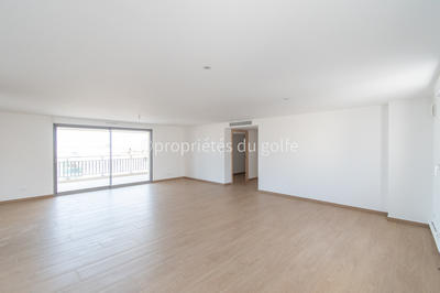 Appartement - 113 m² - 4 pièces