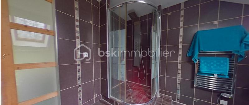 Maison - 326 m² - 11 pièces