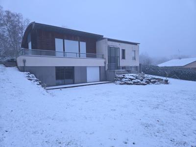 Maison contemporaine - 255 m² - 7 pièces
