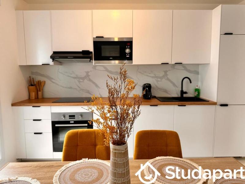 Chambre - 15 m² - 1 pièce