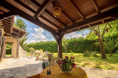 Maison - 94 m² - 5 pièces