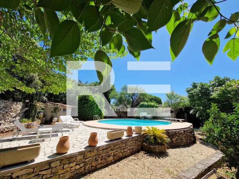 Mazet - 114 m² - 6 pièces