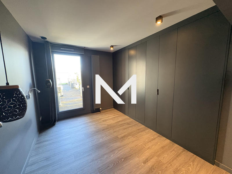 Appartement - 82 m² - 3 pièces