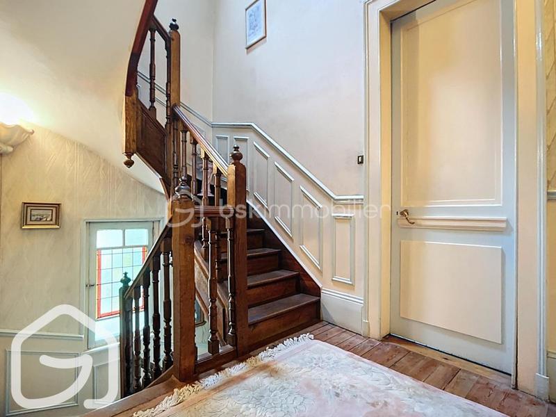 Maison de maîtres - 162 m² - 7 pièces