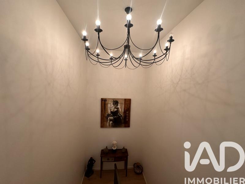 Maison - 320 m² - 13 pièces