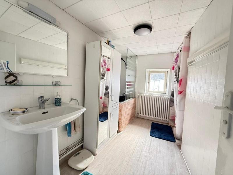 Maison de village - 137 m² - 6 pièces