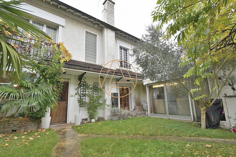 Maison ancienne - 136 m² - 5 pièces