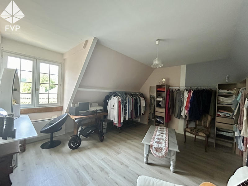 Maison - 163 m² - 6 pièces