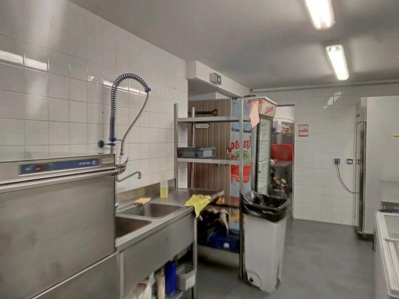 Magasins - 15 pièces