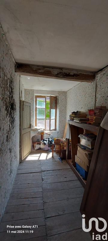 Maison - 335 m² - 12 pièces