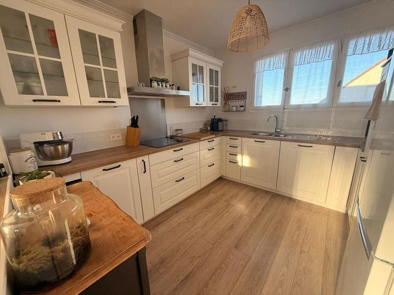 Maison - 105 m² - 7 pièces