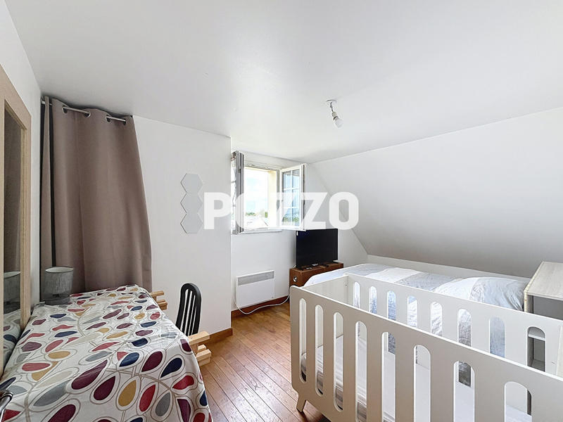 Maison - 131 m² - 8 pièces