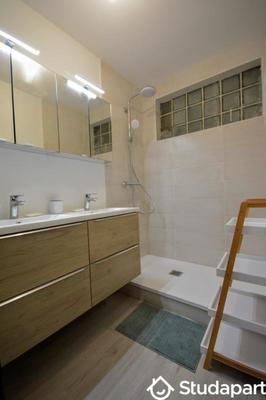 Chambre - 14 m² - 1 pièce