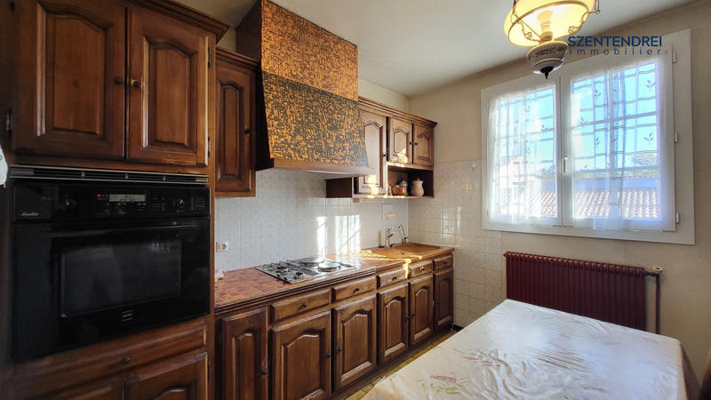 Villa - 201 m² - 7 pièces