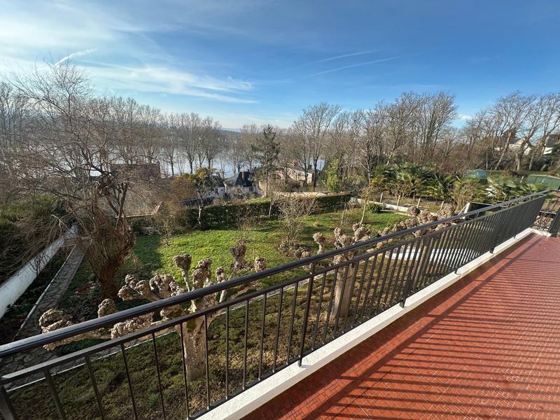 Maison - 211 m² - 7 pièces