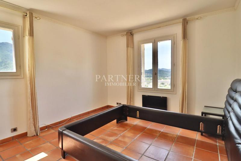 Maison - 178 m² - 7 pièces