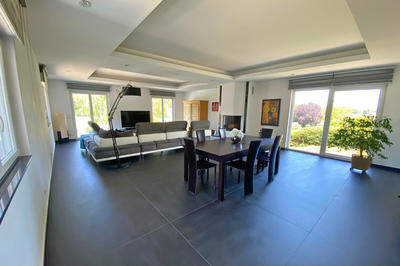 Maison - 165 m² - 6 pièces