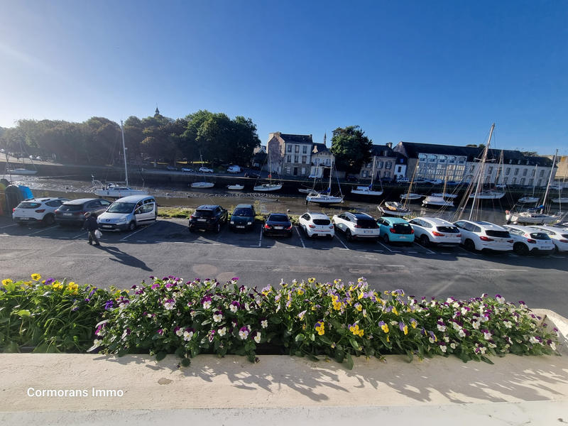 Maison - 240 m² - 11 pièces