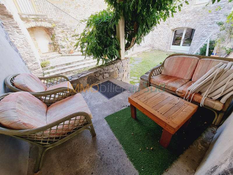 Mas - 280 m² - 13 pièces