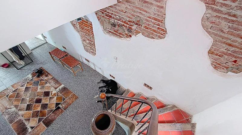 Maison - 142 m² - 8 pièces