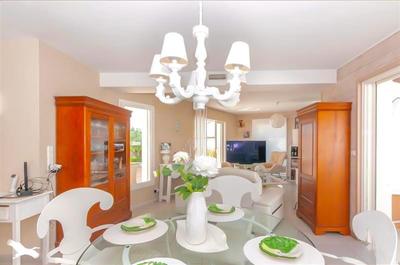 Maison - 123 m² - 4 pièces