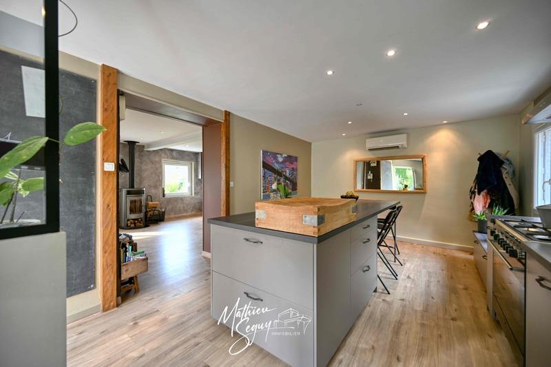 Maison - 107 m² - 5 pièces