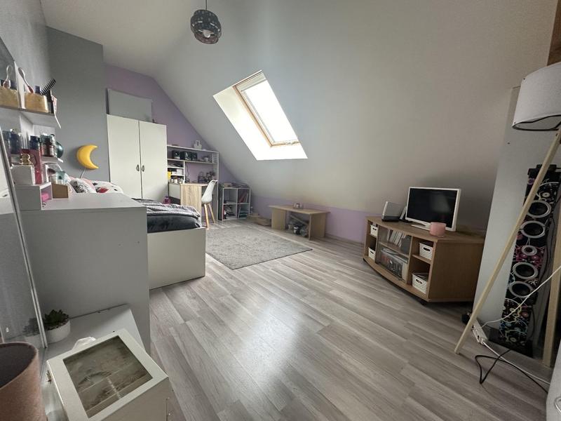 Maison - 101 m² - 5 pièces