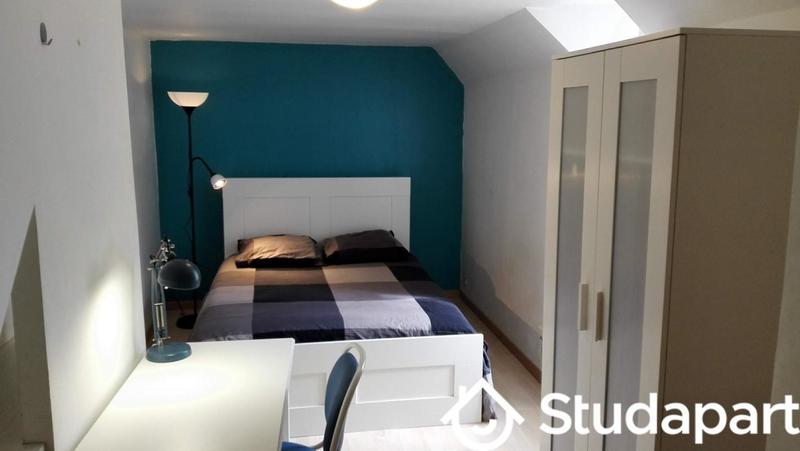 Chambre - 12 m² - 1 pièce