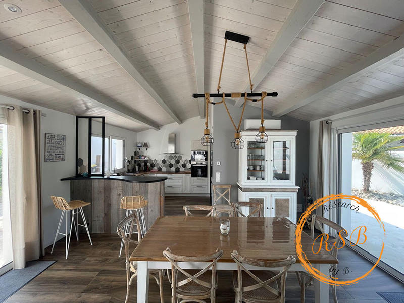 Maison - 103 m² - 4 pièces