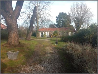 Maison - 194 m² - 6 pièces