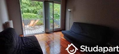 Chambre - 150 m² - 1 pièce