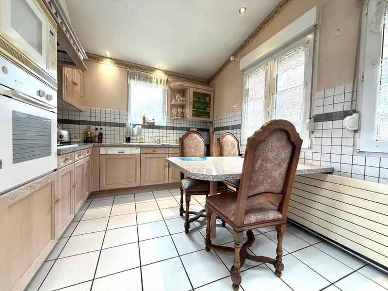 Maison - 139 m² - 5 pièces