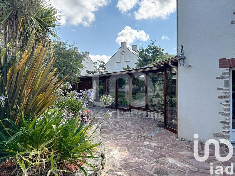 Maison - 255 m² - 10 pièces