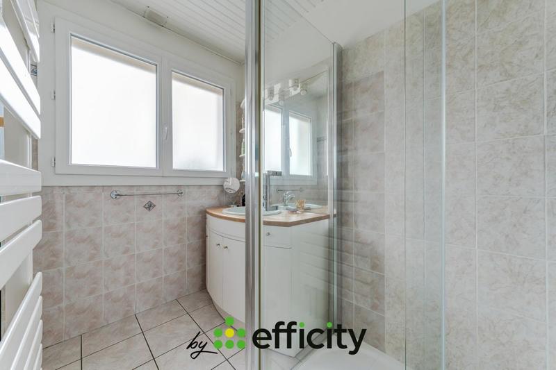 Pavillon - 85 m² - 4 pièces