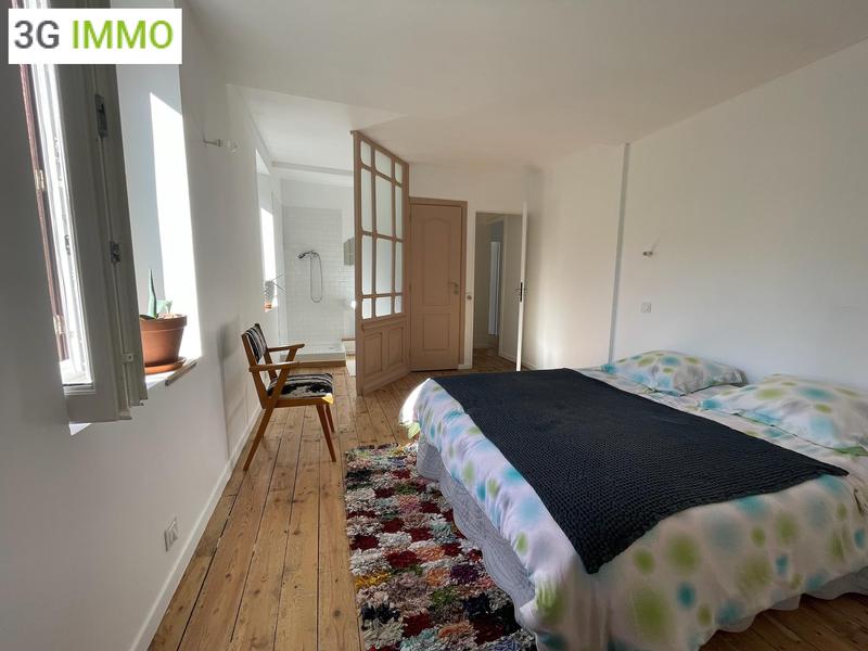 Maison - 172 m² - 9 pièces