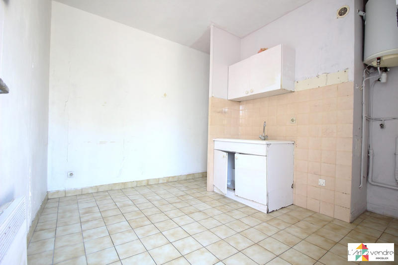 Maison traditionnelle - 165 m² - 8 pièces