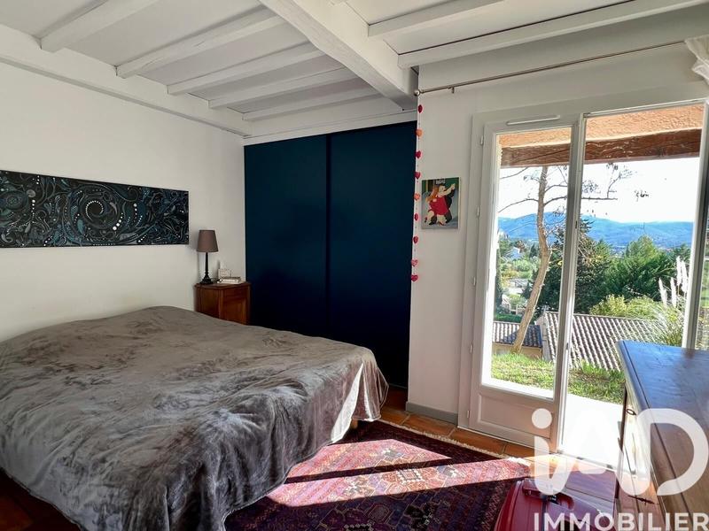 Maison - 166 m² - 6 pièces