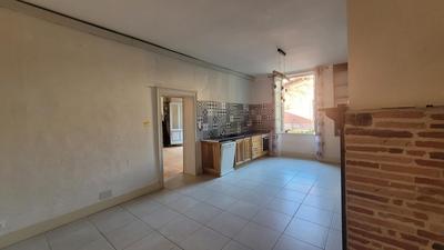 Maison - 231 m² - 6 pièces