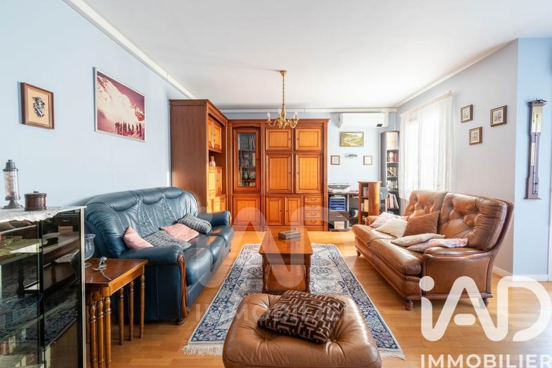 Appartement - 92 m² - 5 pièces