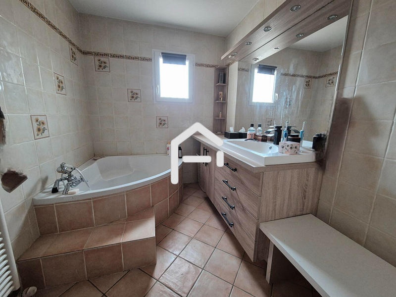 Maison - 117 m² - 4 pièces