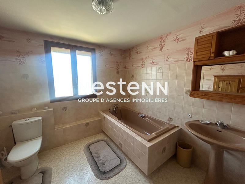 Maison - 142 m² - 8 pièces