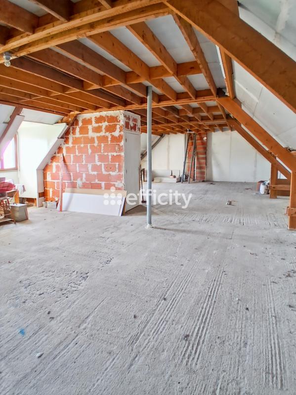 Maison - 91 m² - 4 pièces