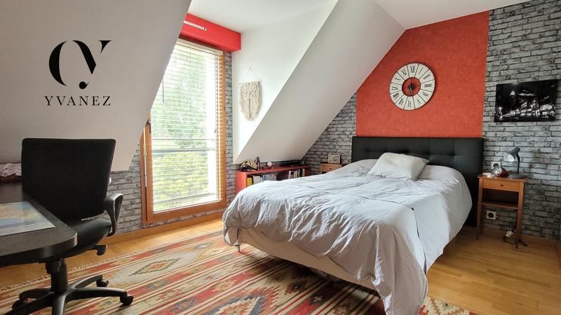 Maison - 136 m² - 7 pièces