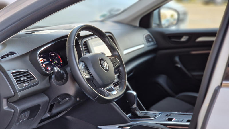 Renault Mégane IV Berline Blue dCi 115 Edc Intens