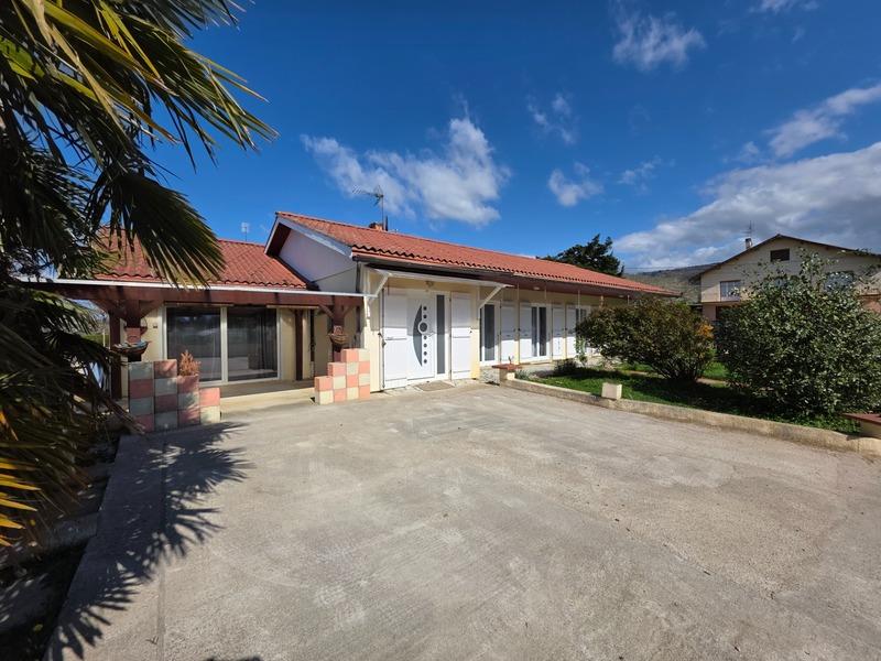 Maison - 157 m² - 7 pièces