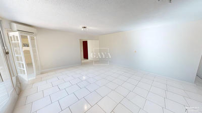 Appartement - 102 m² - 4 pièces