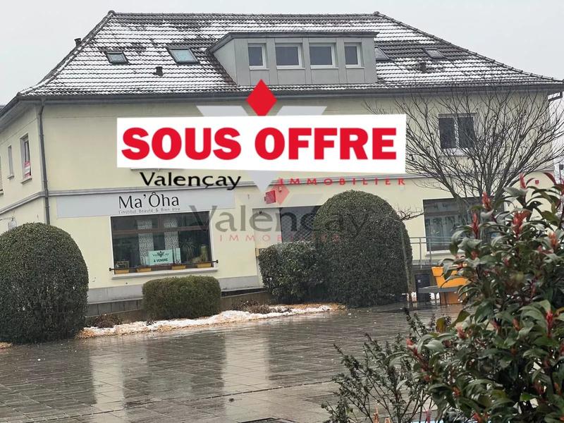 Local commercial - 82 m² - 4 pièces