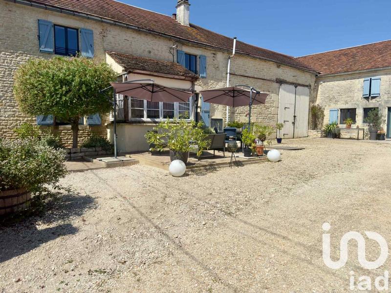 Maison de village - 109 m² - 4 pièces