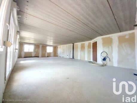 Appartement - 85 m² - 1 pièce